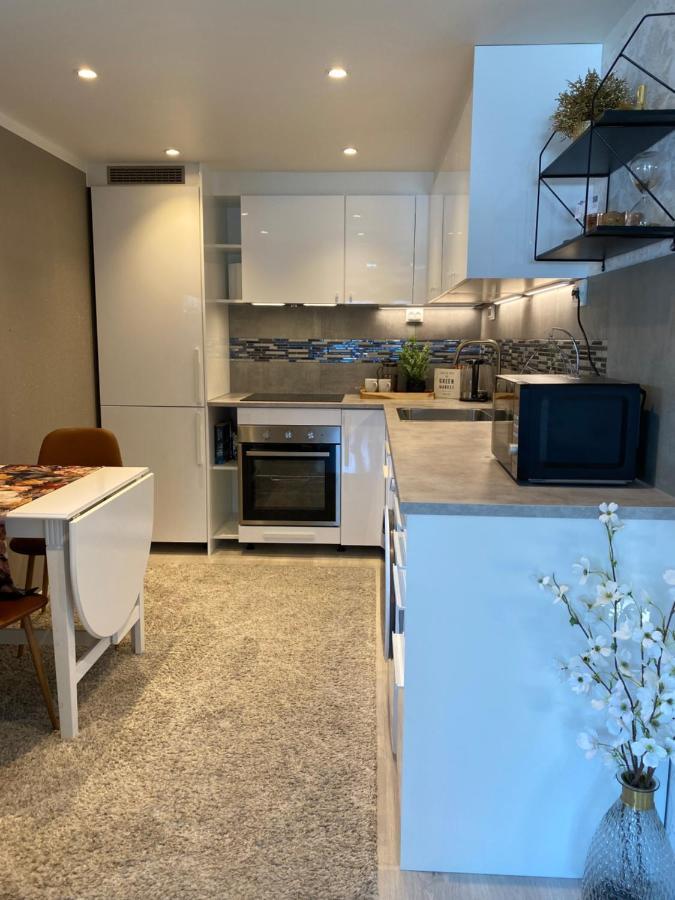 Hundbergan Apartment-Free Parking-15 Min From Tromso Tromsdalen Zewnętrze zdjęcie